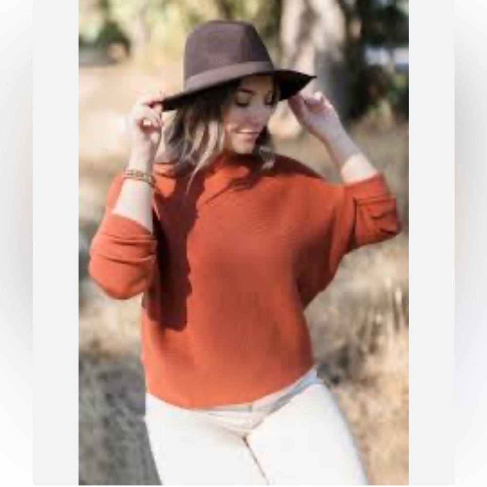 Vila Milano Women's  Sweater size 1X NWOT!